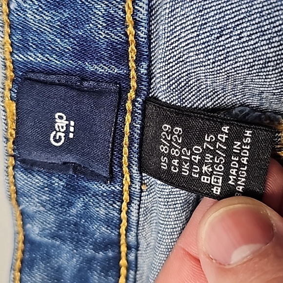 GAP size 8 button up jean skirt - Picture 5 of 6